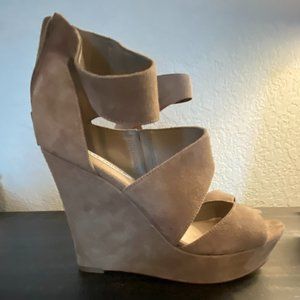 Steve Madden Wedges!